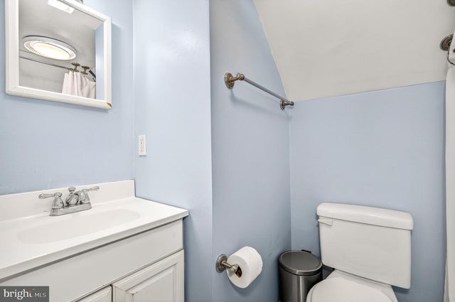 1701 NEWTON ST NW, Washington, DC 20010