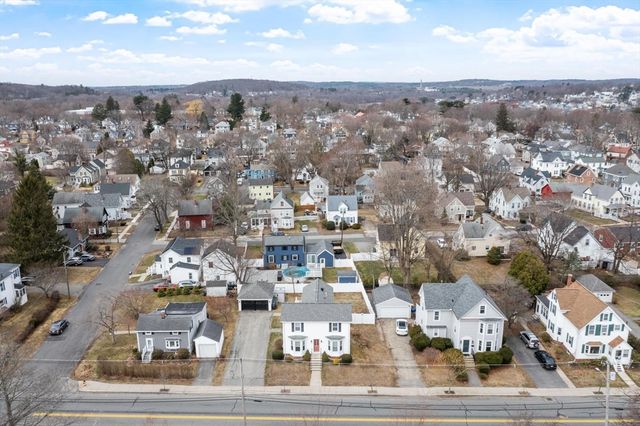 29 Kingsbury Avenue, Haverhill, MA 01835