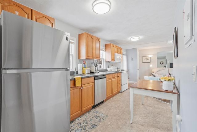 29 Kingsbury Avenue, Haverhill, MA 01835