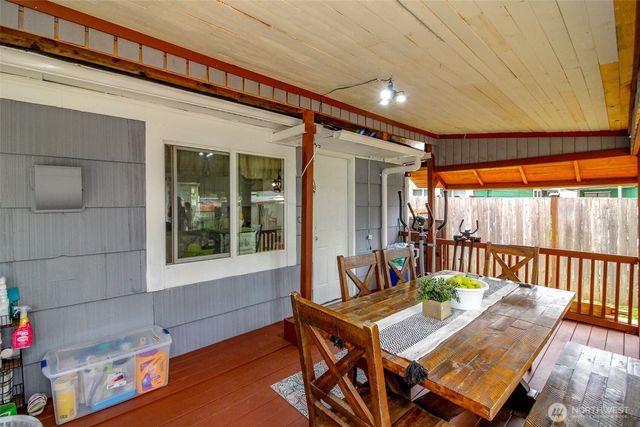 1425 118th Street S, Tacoma, WA 98444