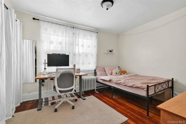 8060 162nd Street, Jamaica, NY 11432