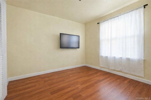 8060 162nd Street, Jamaica, NY 11432