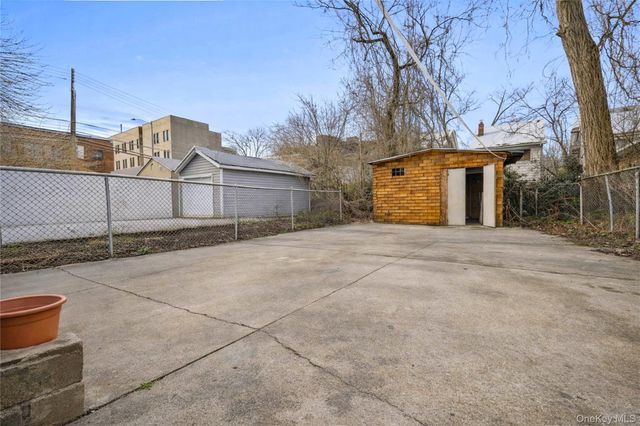 8060 162nd Street, Jamaica, NY 11432