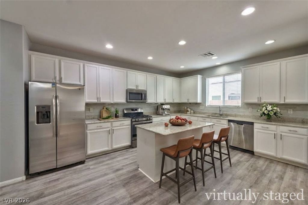 7724 Eastham Bay Avenue, Las Vegas, NV 89179 — photo 4