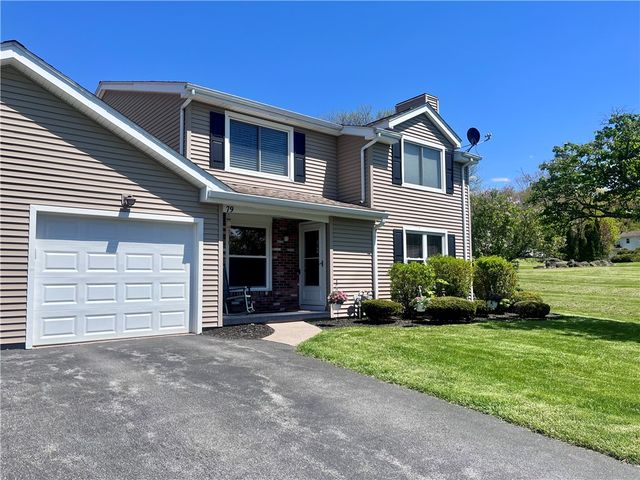 79 Blue Ridge Road, Penfield, NY 14526