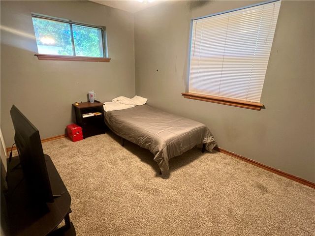 805 W Norristown Circle, Russellville, AR 72802