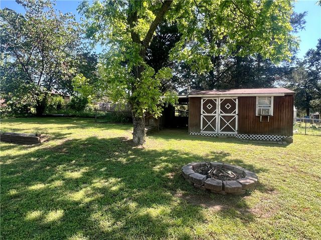 805 W Norristown Circle, Russellville, AR 72802