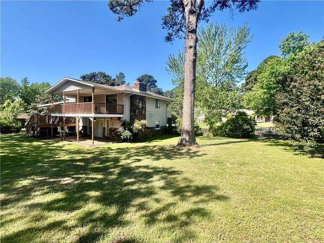 805 W Norristown Circle, Russellville, AR 72802