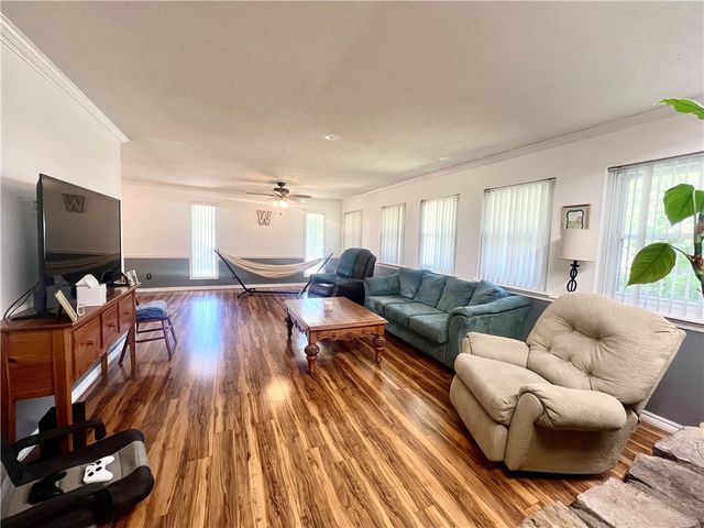 805 W Norristown Circle, Russellville, AR 72802