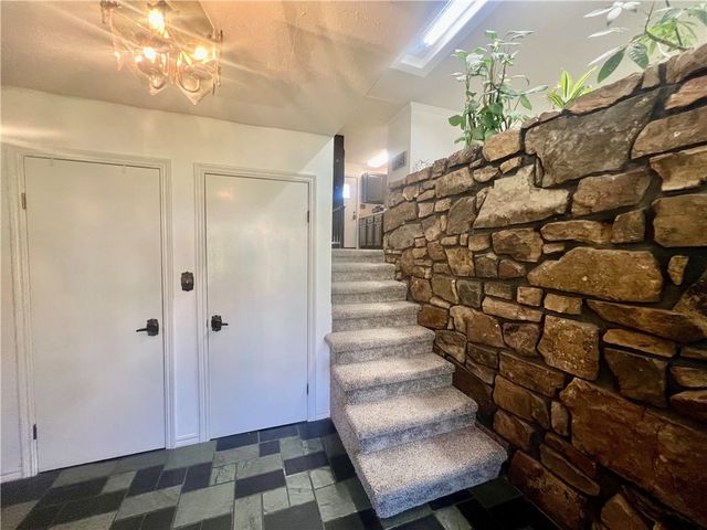 805 W Norristown Circle, Russellville, AR 72802