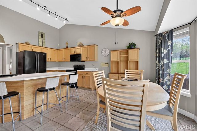 7 Autumn Valley Court, O'fallon, MO 63366