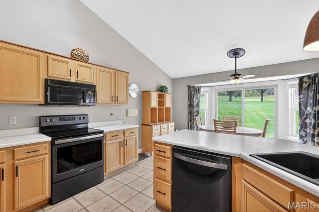 7 Autumn Valley Court, O'fallon, MO 63366