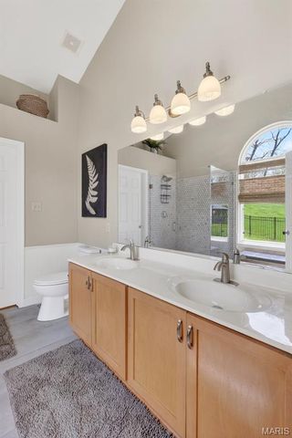 7 Autumn Valley Court, O'fallon, MO 63366