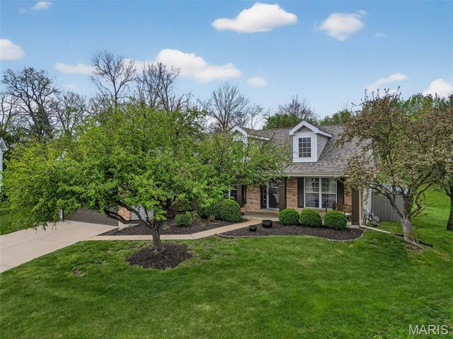 7 Autumn Valley Court, O'fallon, MO 63366