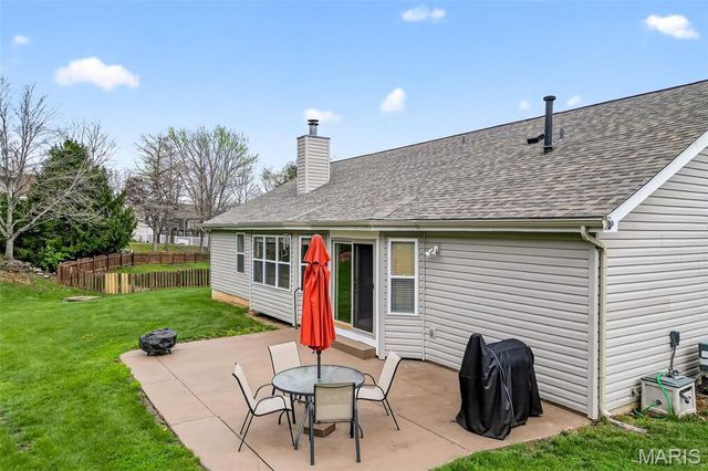 7 Autumn Valley Court, O'fallon, MO 63366