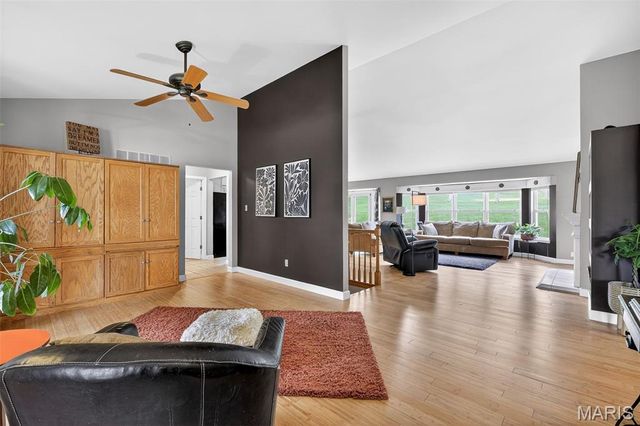 7 Autumn Valley Court, O'fallon, MO 63366