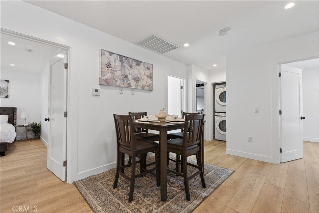 Image 15 of property listing at 10443 E Zamora Avenue, Los Angeles, CA 90002