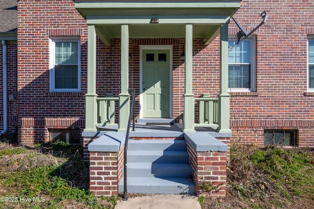 502 W Roseboro Street, Roseboro, NC 28382