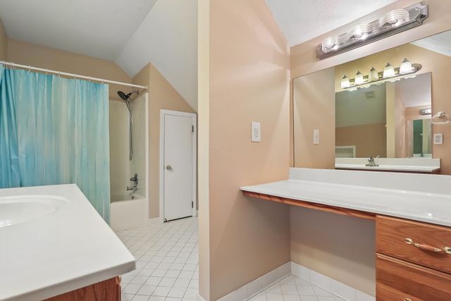 129 Pembroke Dr, Hendersonville, TN 37075