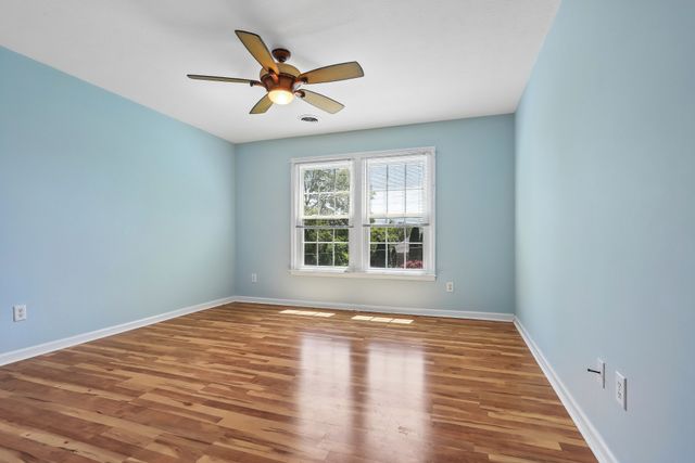 129 Pembroke Dr, Hendersonville, TN 37075