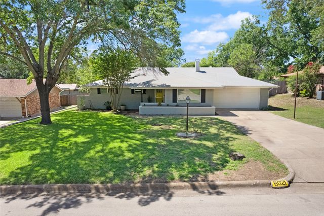 8021 Northbrook Drive, Benbrook, TX 76116