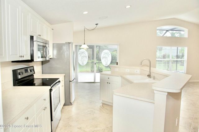 974 Villa Drive, Melbourne, FL 32940