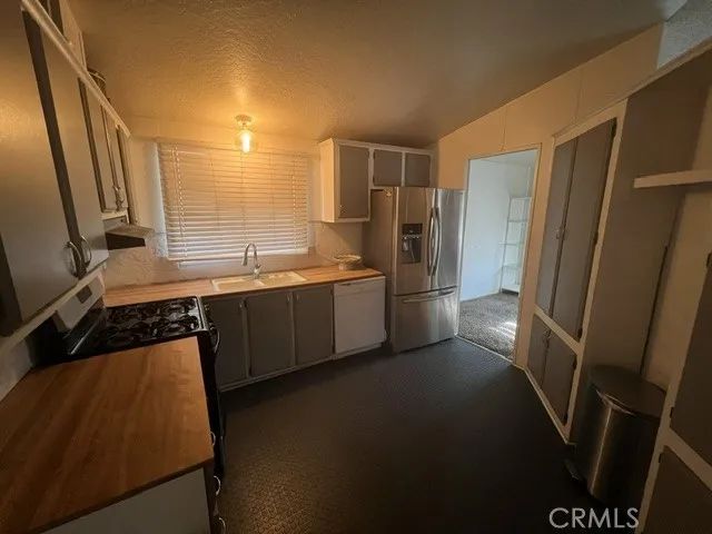 601 N Kirby 452, Hemet, CA 92545