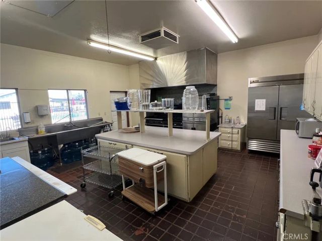 601 N Kirby 452, Hemet, CA 92545