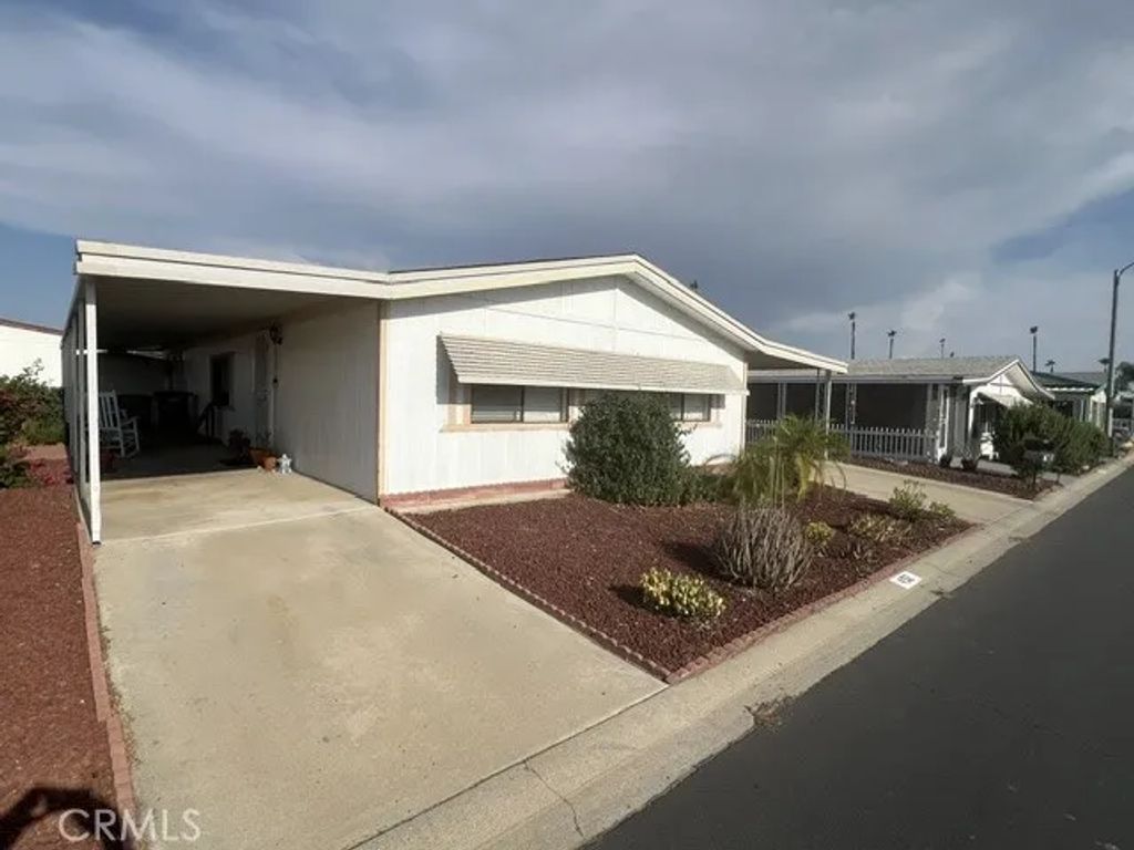 601 N Kirby 452, Hemet, CA 92545