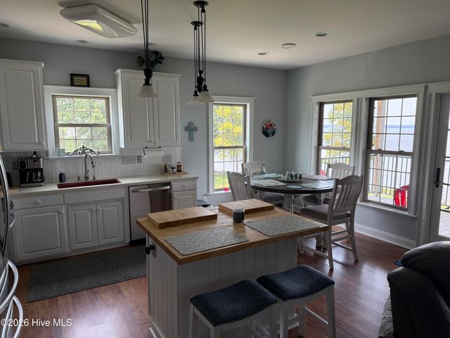 901 Down Shore Road, Blounts Creek, NC 27814