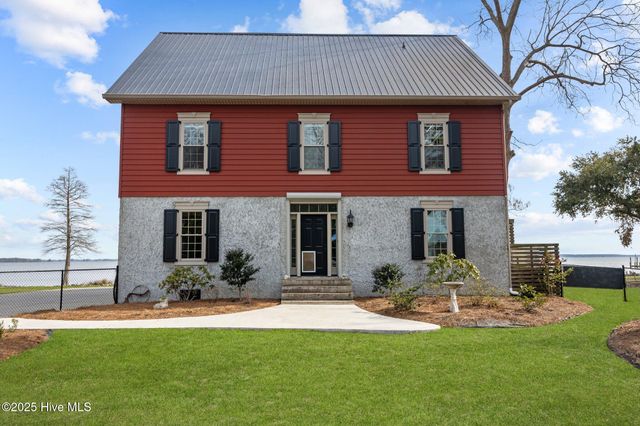 901 Down Shore Road, Blounts Creek, NC 27814