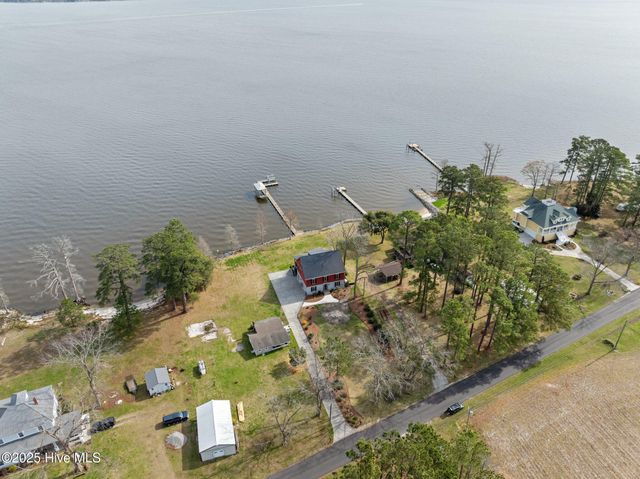 901 Down Shore Road, Blounts Creek, NC 27814