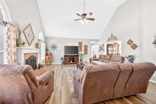 1700 Windsong Park Drive, Dacula, GA 30019