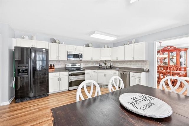 1700 Windsong Park Drive, Dacula, GA 30019