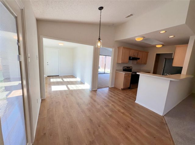 1409 Natchez Trace, Mesquite, TX 75149