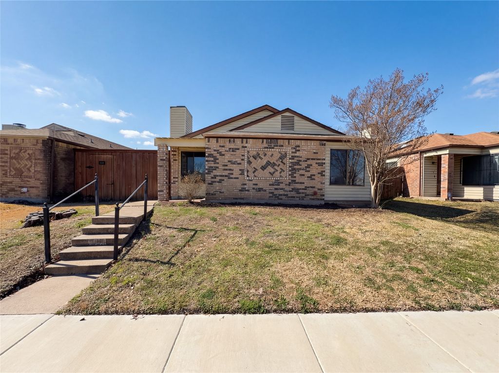 1409 Natchez Trace, Mesquite, TX 75149