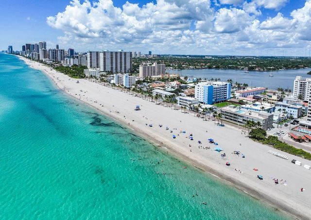201 Van Buren Street 205, Hollywood, FL 33019