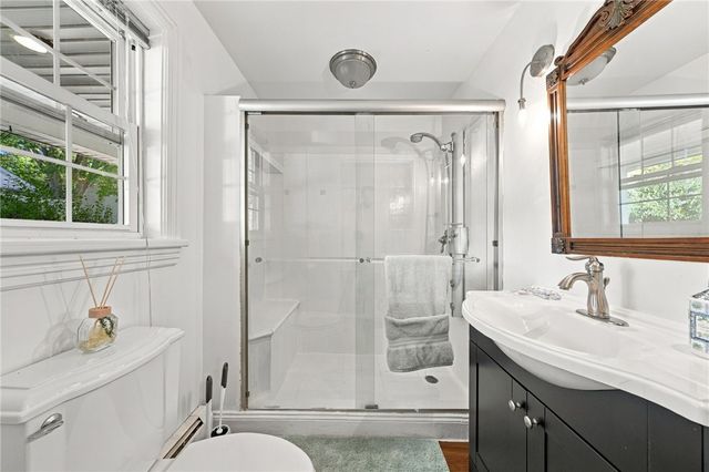 13 Harding Avenue, East Providence, RI 02915