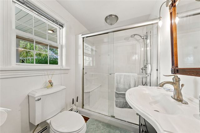 13 Harding Avenue, East Providence, RI 02915