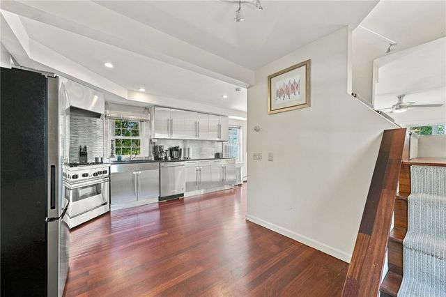 13 Harding Avenue, East Providence, RI 02915