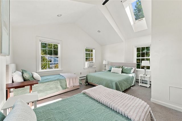 13 Harding Avenue, East Providence, RI 02915