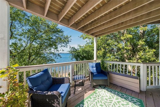 13 Harding Avenue, East Providence, RI 02915