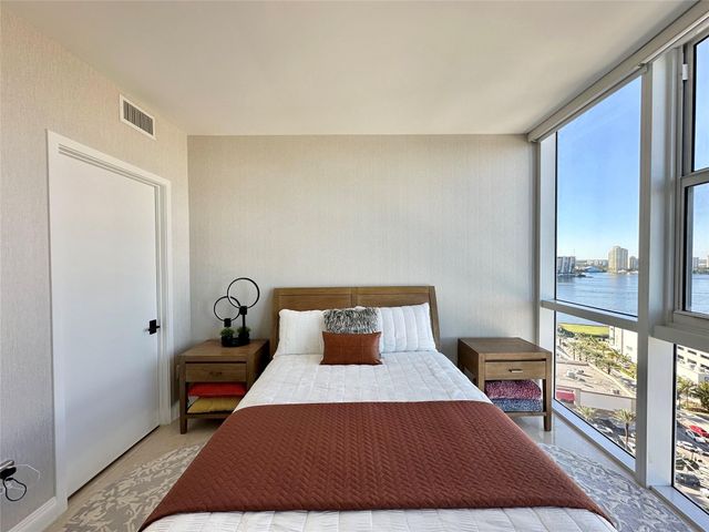 18201 Collins Avenue 1901, Sunny Isles Beach, FL 33160