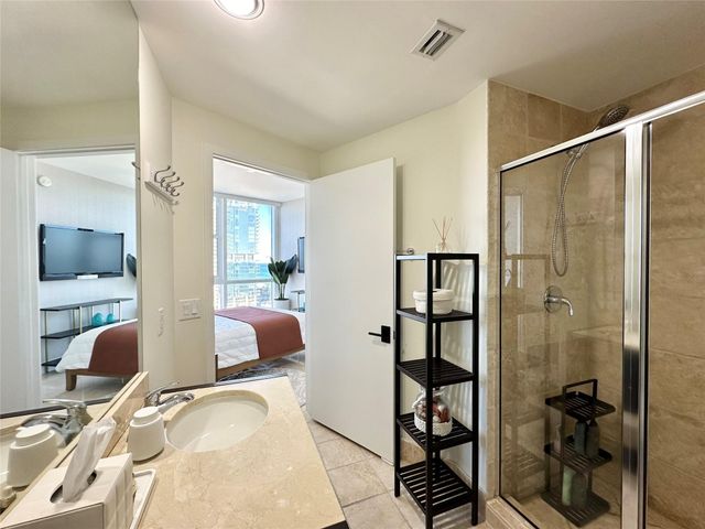 18201 Collins Avenue 1901, Sunny Isles Beach, FL 33160
