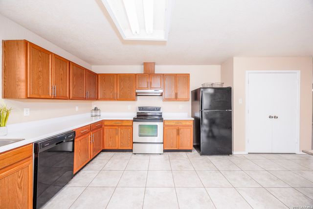 7515 Escada Crest, San Antonio, TX 78254