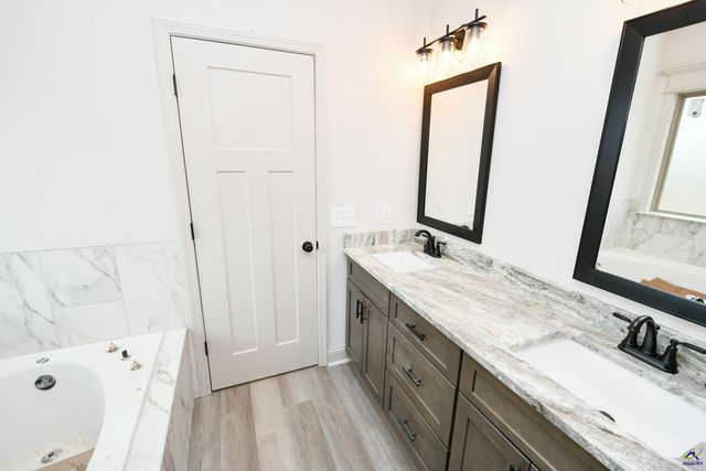 126 Early Drive, Byron, GA 31008