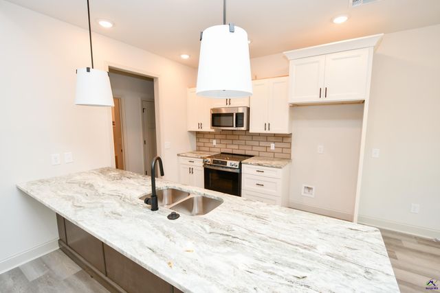 126 Early Drive, Byron, GA 31008