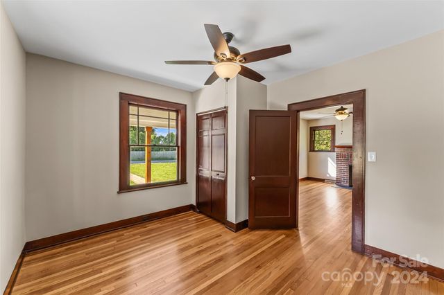 2523 Kool Park Road NE, Hickory, NC 28601