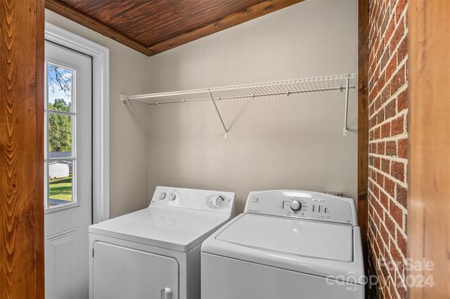 2523 Kool Park Road NE, Hickory, NC 28601
