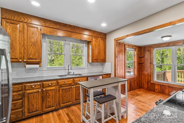 2523 Kool Park Road NE, Hickory, NC 28601